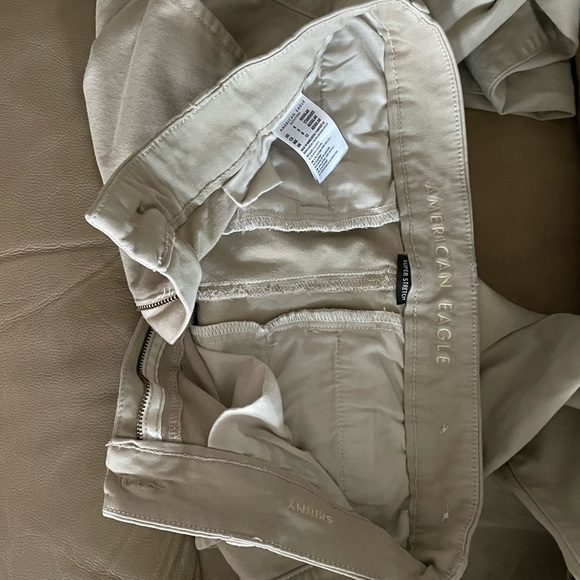 Barely Worn Khaki AE Skinny Pants - Picture 2 of 3